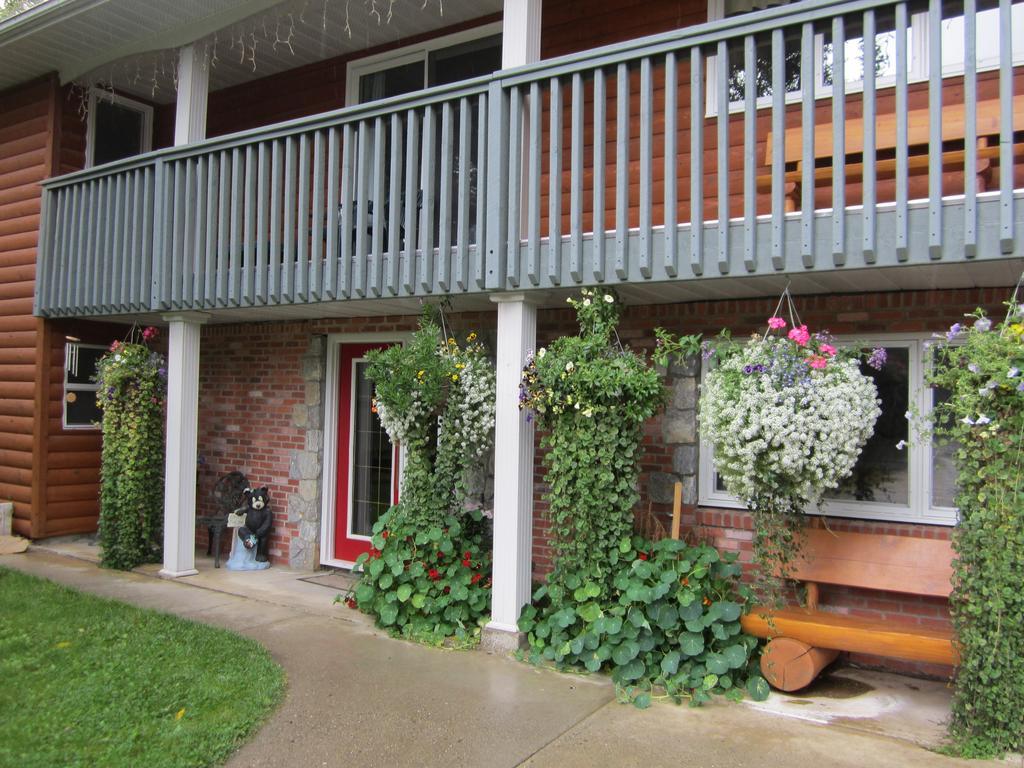 Dream Catcher Inn Valemount Exterior foto